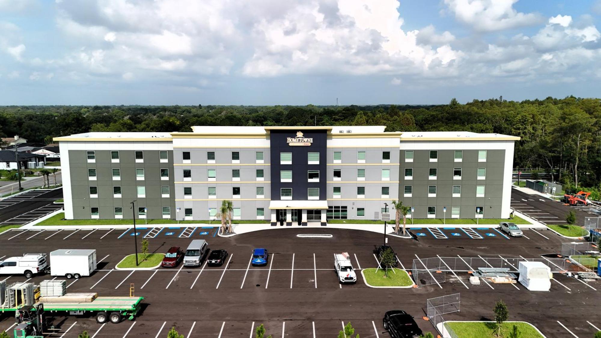 Hometowne Studios By Red Roof Tampa - Airport 外观 照片